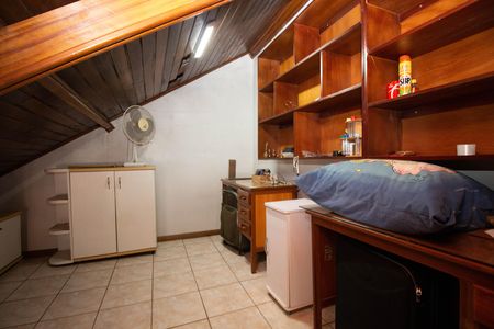 Casa à venda com 195m², 5 quartos e 2 vagasQuarto 2