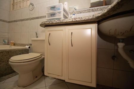 Casa à venda com 195m², 5 quartos e 2 vagasBanheiro da Suíte Master