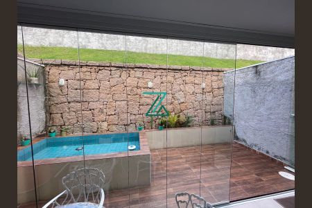 Casa de condomínio à venda com 110m², 2 quartos e 2 vagas