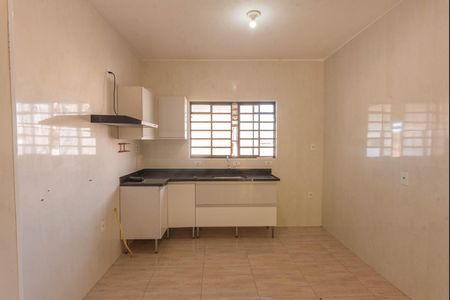 Casa para alugar com 100m², 2 quartos e 1 vagaCozinha