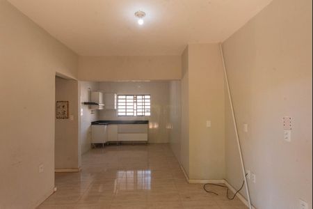 Sala de casa para alugar com 2 quartos, 100m² em Jardim Santa Lúcia, Campinas
