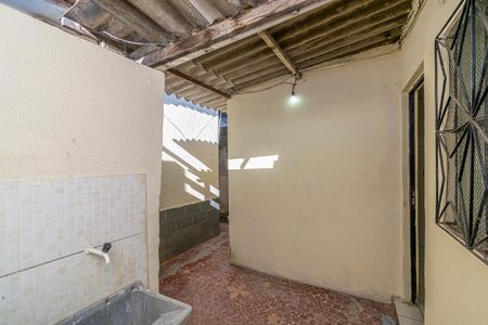 Casa de condomínio para alugar com 45m², 1 quarto e sem vaga Casa de condomínio para alugar com 45m², 1 quarto e sem vagaÁrea de Serviço