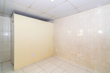 Casa de condomínio para alugar com 45m², 1 quarto e sem vaga Casa de condomínio para alugar com 45m², 1 quarto e sem vagaSala