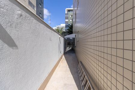 Apartamento à venda com 427m², 4 quartos e 4 vagas Apartamento à venda com 427m², 4 quartos e 4 vagasVaranda
