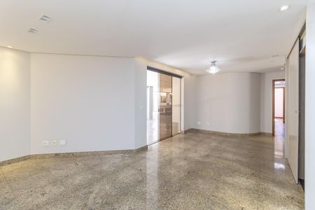 Apartamento à venda com 427m², 4 quartos e 4 vagas Apartamento à venda com 427m², 4 quartos e 4 vagasSala