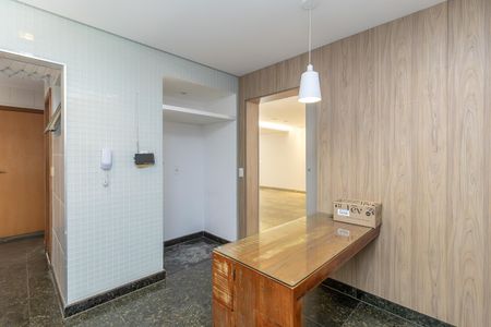 Apartamento à venda com 427m², 4 quartos e 4 vagas Apartamento à venda com 427m², 4 quartos e 4 vagasCozinha