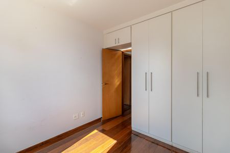 Apartamento à venda com 427m², 4 quartos e 4 vagas Apartamento à venda com 427m², 4 quartos e 4 vagasQuarto 3
