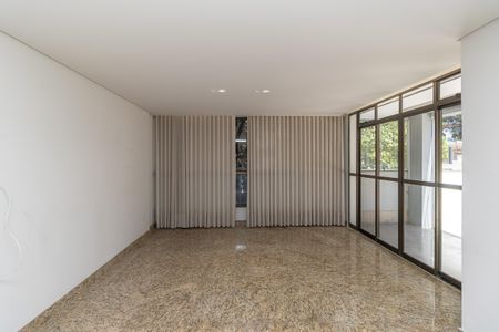Apartamento à venda com 427m², 4 quartos e 4 vagas Apartamento à venda com 427m², 4 quartos e 4 vagasSala