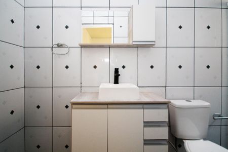 Banheiro de casa para alugar com 1 quarto, 30m² em Jardim Lina, Cotia