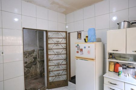 Cozinha de casa à venda com 2 quartos, 120m² em Pirajá, Belo Horizonte