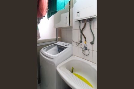 Apartamento à venda com 68m², 3 quartos e 1 vagaÁrea de Serviço