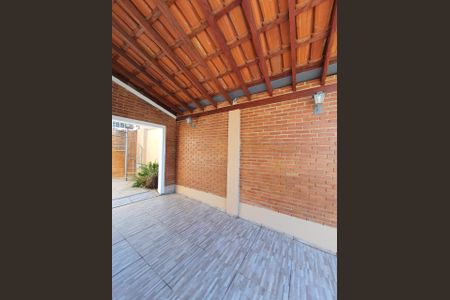 Casa à venda com 172m², 3 quartos e 3 vagas Casa à venda com 172m², 3 quartos e 3 vagasFoto 49