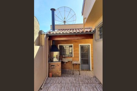 Casa à venda com 172m², 3 quartos e 3 vagas Casa à venda com 172m², 3 quartos e 3 vagasFoto 30