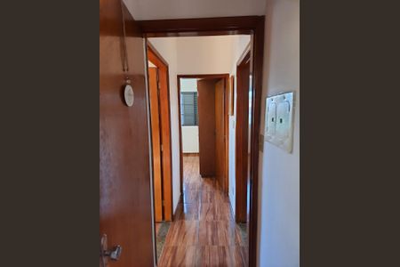Casa à venda com 172m², 3 quartos e 3 vagas Casa à venda com 172m², 3 quartos e 3 vagasFoto 09