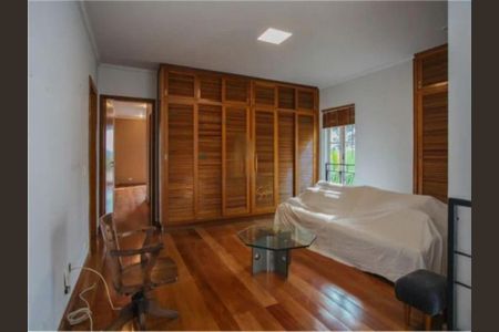 Casa à venda com 4 quartos, 432m² em Vila Madalena, São Paulo