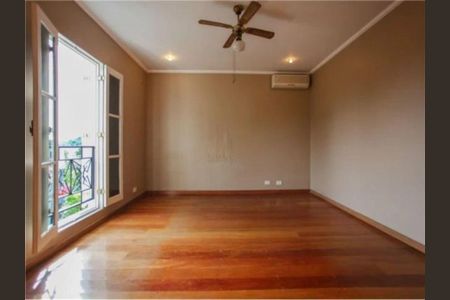 Casa à venda com 4 quartos, 432m² em Vila Madalena, São Paulo