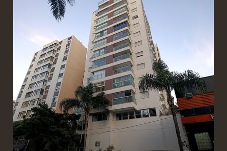 Apartamento à venda com 35m², 1 quarto e 1 vaga Apartamento à venda com 35m², 1 quarto e 1 vagaFachada