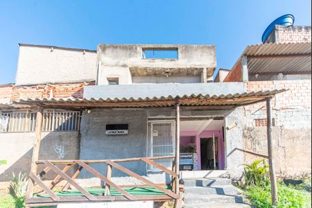 Casa à venda com 88m², 3 quartos e sem vaga Casa à venda com 88m², 3 quartos e sem vagaVaranda do Salão