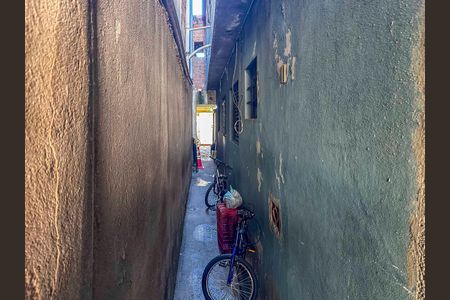 Casa à venda com 88m², 3 quartos e sem vaga Casa à venda com 88m², 3 quartos e sem vagaCorredor Externo