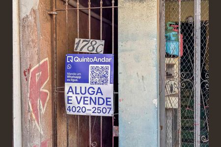 Casa à venda com 88m², 3 quartos e sem vaga Casa à venda com 88m², 3 quartos e sem vagaPlaca Instalada na Fachada