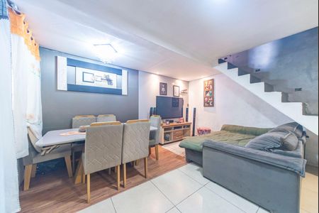 Sala de casa para alugar com 3 quartos, 88m² em Vila Homero Thon, Santo André