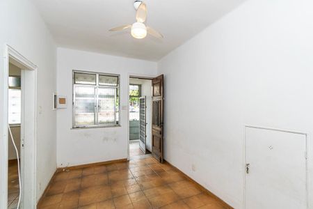 Sala de apartamento à venda com 3 quartos, 90m² em Ramos, Rio de Janeiro