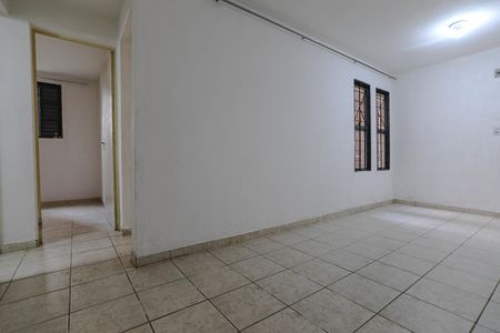 Sala de apartamento para alugar com 2 quartos, 49m² em Jardim Marica, Mogi das Cruzes