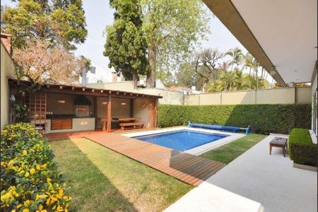 Casa à venda com 3 quartos, 400m² em Fazenda Morumbi, São Paulo