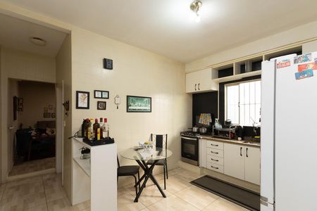 Casa à venda com 135m², 3 quartos e 3 vagasCozinha 