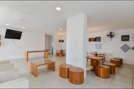 Apartamento à venda com 72m², 3 quartos e 1 vaga Apartamento à venda com 72m², 3 quartos e 1 vagaÁrea comum - Salão de festas