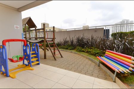 Apartamento à venda com 72m², 3 quartos e 1 vaga Apartamento à venda com 72m², 3 quartos e 1 vagaÁrea comum - Playground