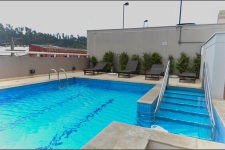 Apartamento à venda com 72m², 3 quartos e 1 vaga Apartamento à venda com 72m², 3 quartos e 1 vagaÁrea comum - Piscina