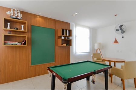 Apartamento à venda com 72m², 3 quartos e 1 vaga Apartamento à venda com 72m², 3 quartos e 1 vagaSalão de jogos