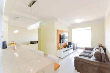 Sala de apartamento à venda com 3 quartos, 72m² em Vila Galvão, Guarulhos