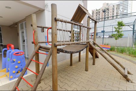 Apartamento à venda com 72m², 3 quartos e 1 vaga Apartamento à venda com 72m², 3 quartos e 1 vagaÁrea comum - Playground