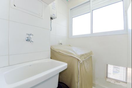 Apartamento à venda com 72m², 3 quartos e 1 vagaÁrea de Serviço