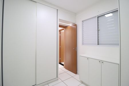 Quarto 1 de apartamento para alugar com 2 quartos, 58m² em Jardim Patricia, Uberlândia