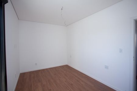 Apartamento para alugar com 135m², 3 quartos e 3 vagas Apartamento para alugar com 135m², 3 quartos e 3 vagasQuarto Suíte