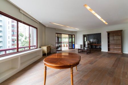 Apartamento à venda com 4 quartos, 449m² em Vila Suzana, São Paulo