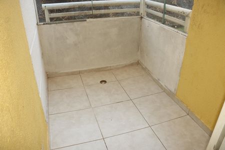 Apartamento para alugar com 50m², 2 quartos e 1 vagaVaranda da sala