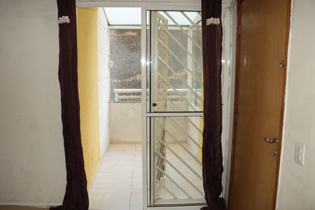 Sala de apartamento para alugar com 2 quartos, 50m² em Jardim Isis, Cotia