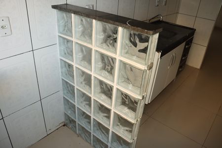 Área de serviço de apartamento para alugar com 2 quartos, 50m² em Jardim Isis, Cotia