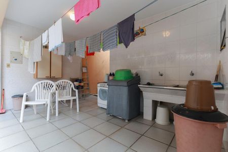 Área de serviço de casa à venda com 3 quartos, 320m² em Jardim Franca, São Paulo