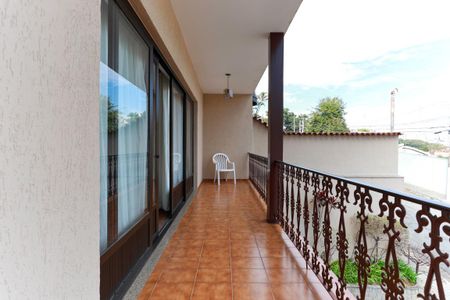Varanda da sala de estar de casa para alugar com 3 quartos, 320m² em Jardim Franca, São Paulo