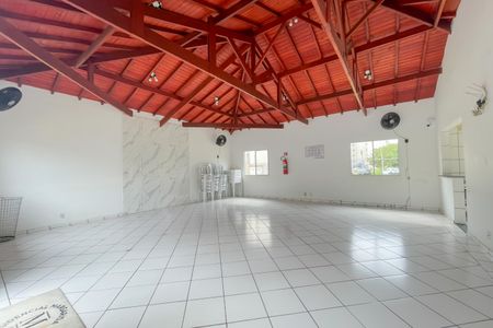 Apartamento à venda com 52m², 2 quartos e 1 vaga Apartamento à venda com 52m², 2 quartos e 1 vagaÁrea comum - Salão de festas