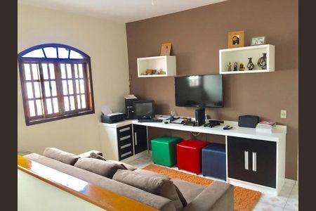 Casa à venda com 5 quartos, 240m² em Jardim Nosso Lar, São Paulo