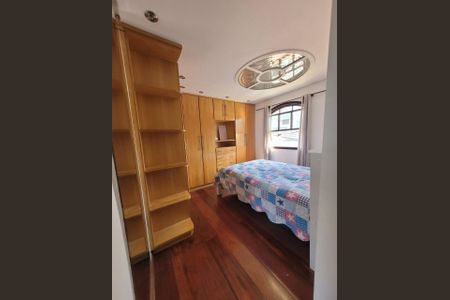 Casa à venda com 160m², 3 quartos e 4 vagas Casa à venda com 160m², 3 quartos e 4 vagasFoto 12