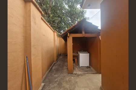 Casa à venda com 190m², 4 quartos e 4 vagas Casa à venda com 190m², 4 quartos e 4 vagasFoto 21