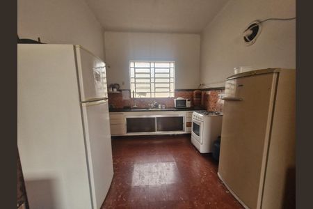 Casa à venda com 190m², 4 quartos e 4 vagas Casa à venda com 190m², 4 quartos e 4 vagasFoto 15