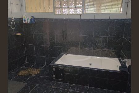 Casa à venda com 520m², 4 quartos e 4 vagas